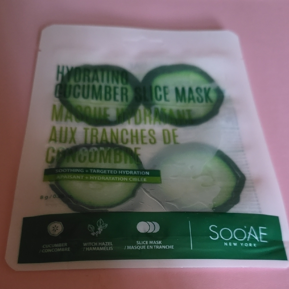 Hydrating Cucumber Slice Mask